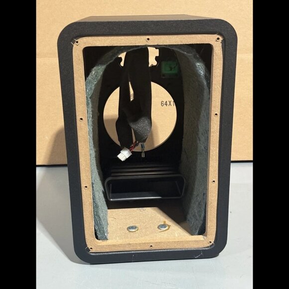 KRK V4 Powered Studio Monitor speakers ( SHELL ONLY ) BOX Q - Picture 4 of 4